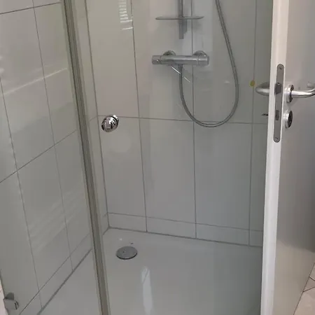 Golf- * 阿登多夫